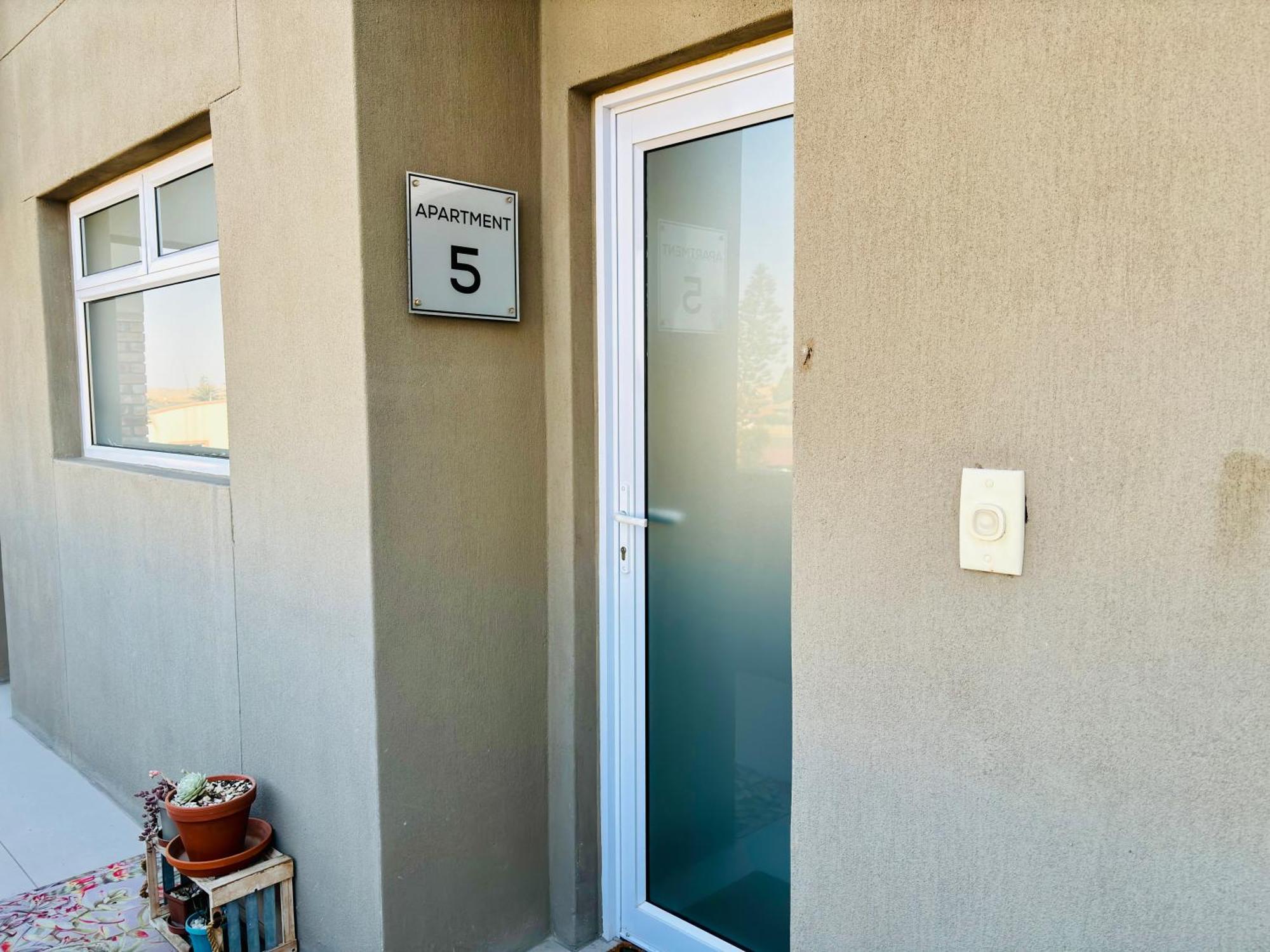 Bright & Stylish Self Catering Swakopmund Cbd Apartman Kültér fotó